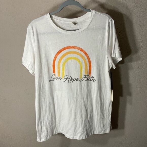 LE Womens Graphic Rainbow Short Sleeve Tee White Size Large NWT - Picture 1 of 5